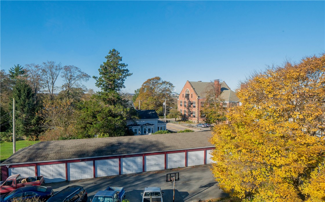 22 Malbone Road 4