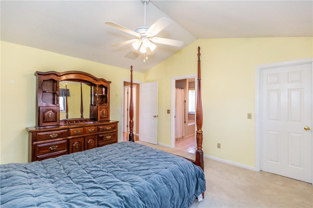 25 Ivy Hollow Court