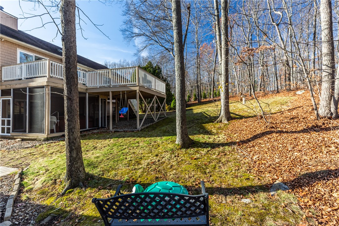 25 Ivy Hollow Court