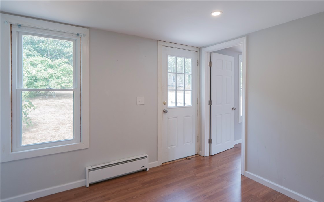 38 Railroad Avenue