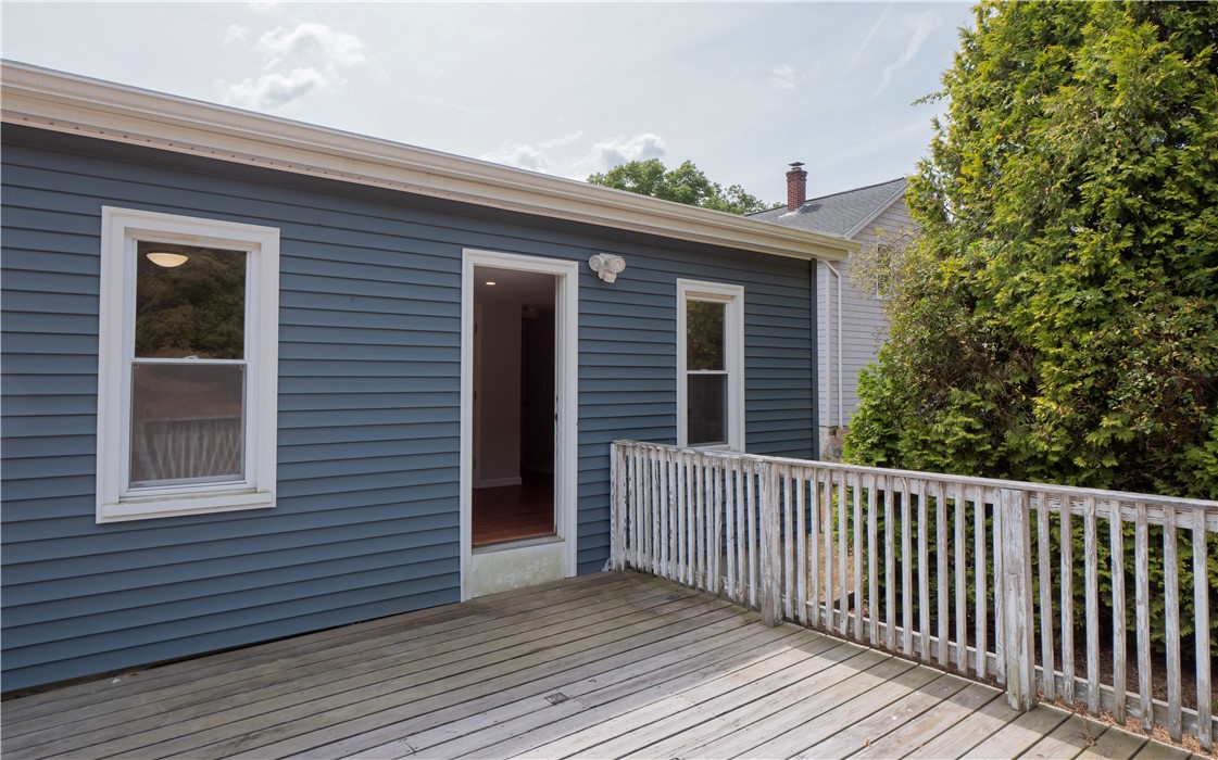 38 Railroad Avenue