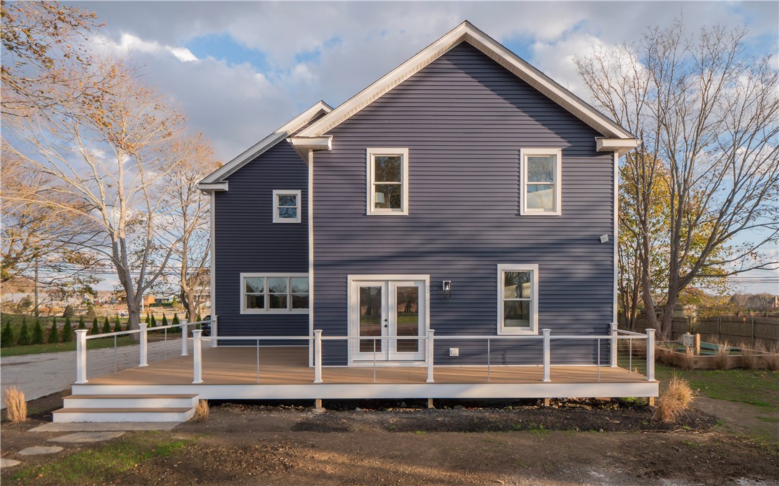 1096 East Main Road
