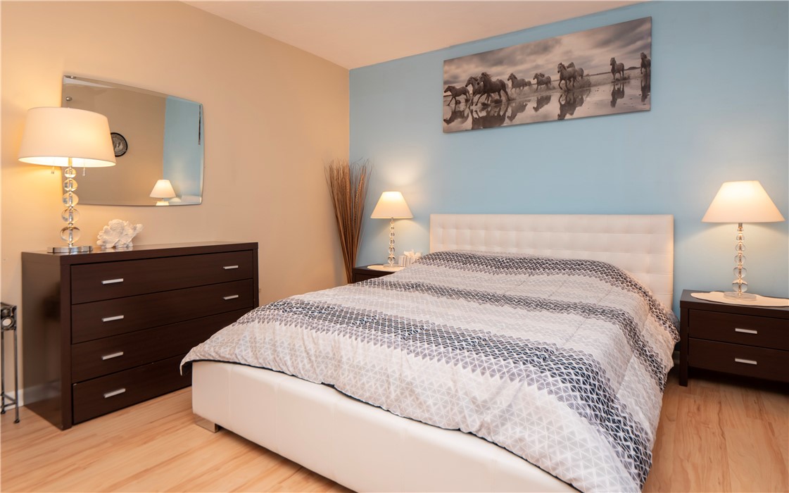 125 Van Zandt Avenue 205