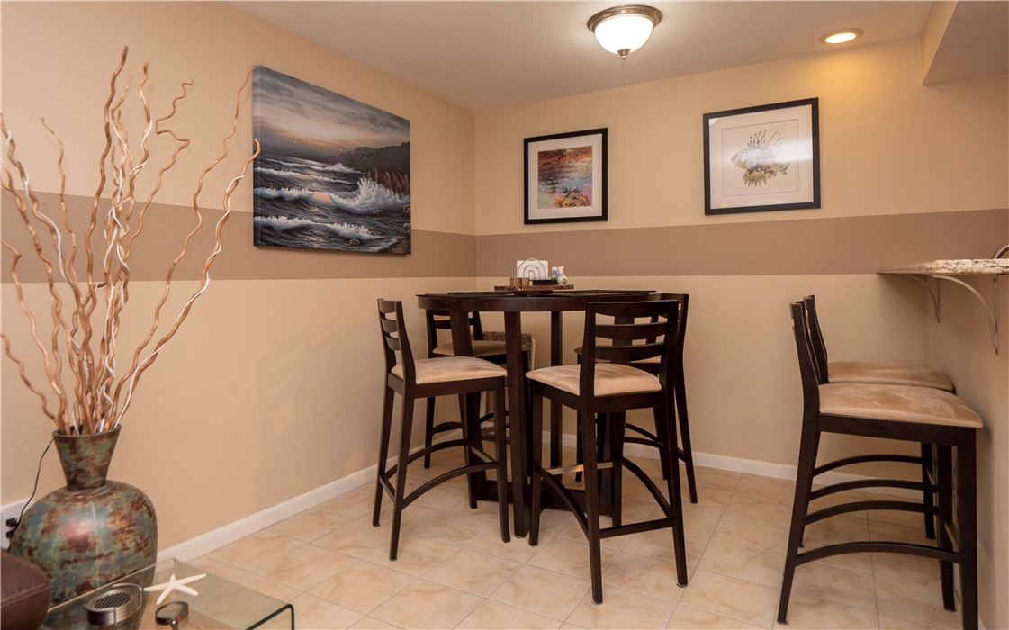 125 Van Zandt Avenue 205