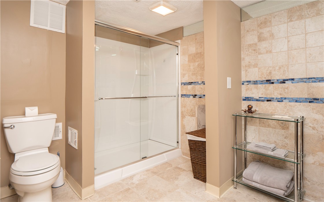 125 Van Zandt Avenue 205