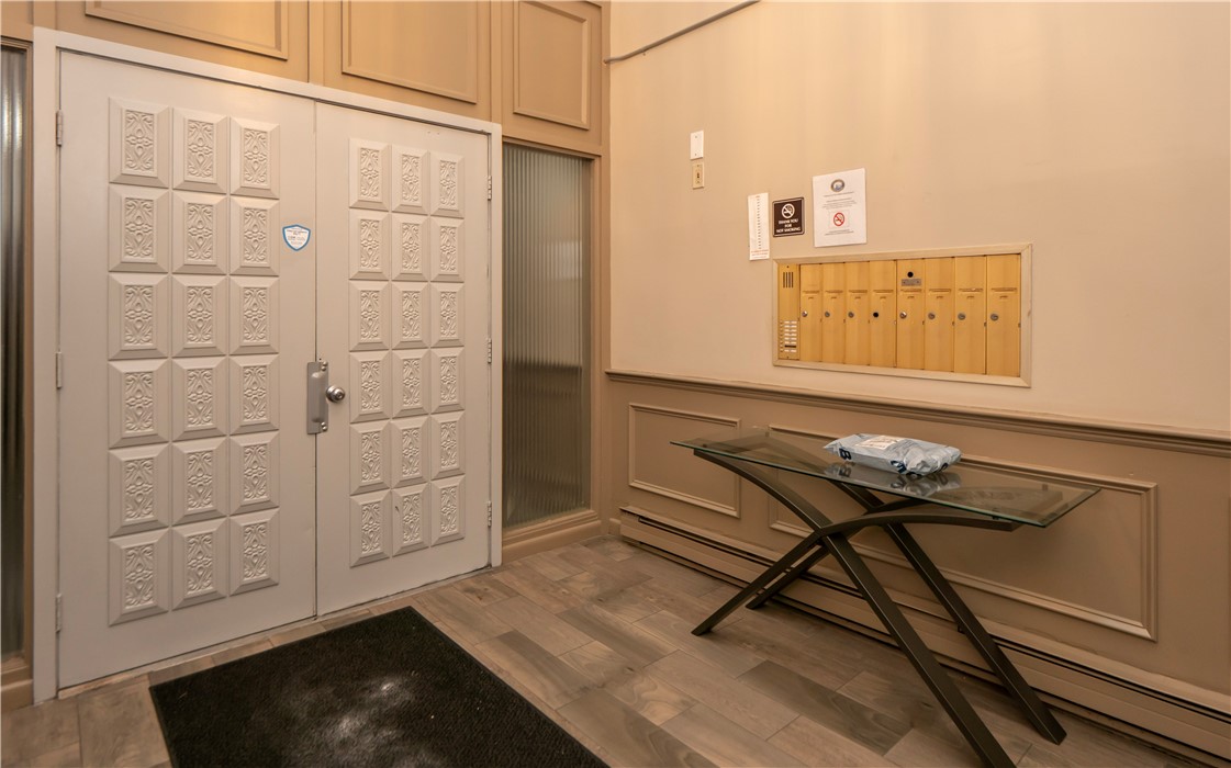 125 Van Zandt Avenue 205