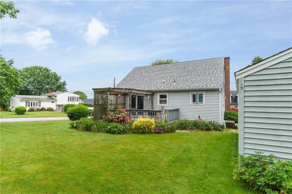 55 Douglas Avenue