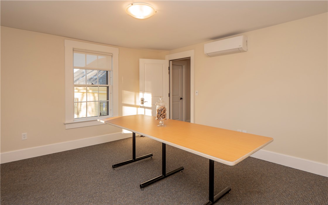 121 Linden Lane 6