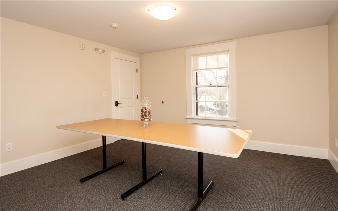 121 Linden Lane 6