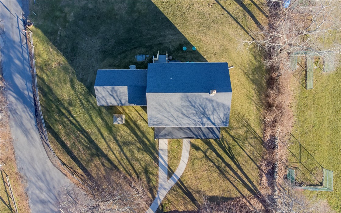 121 Linden Lane 6