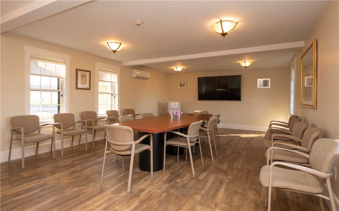 121 Linden Lane 6