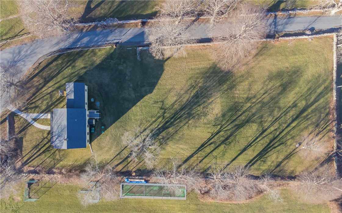 121 Linden Lane 6