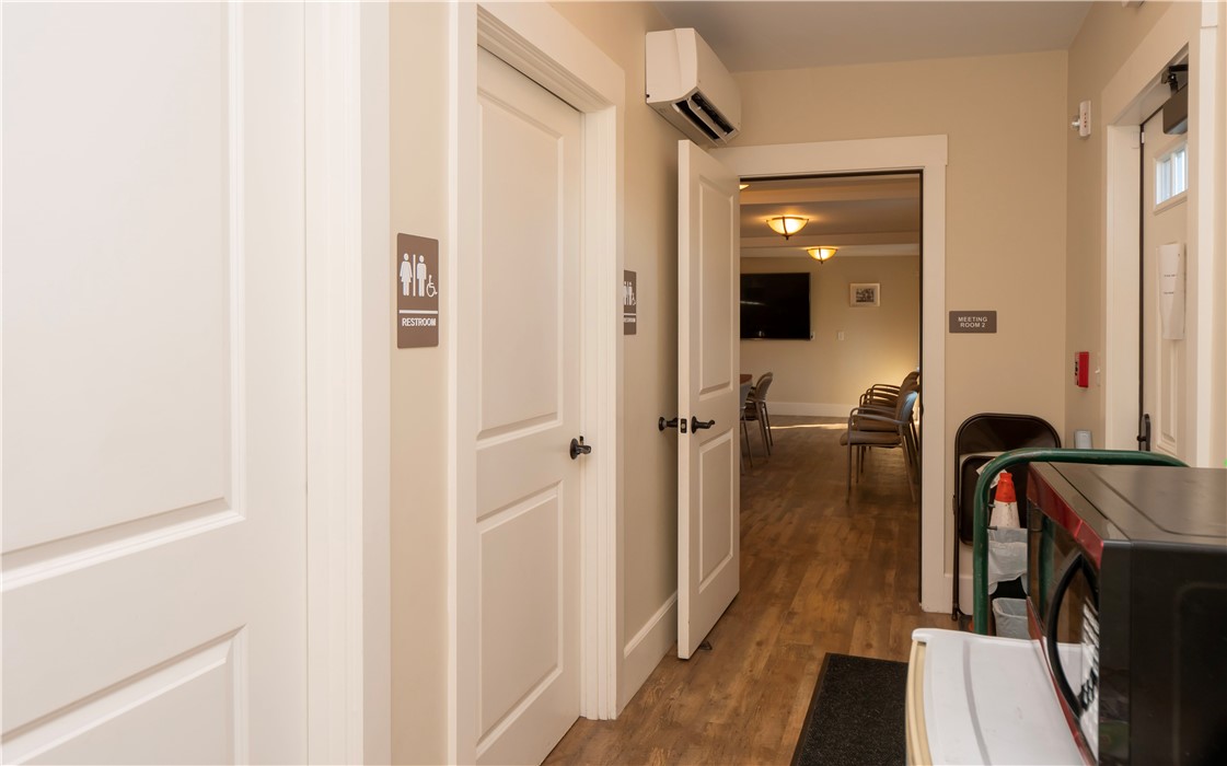 121 Linden Lane 6