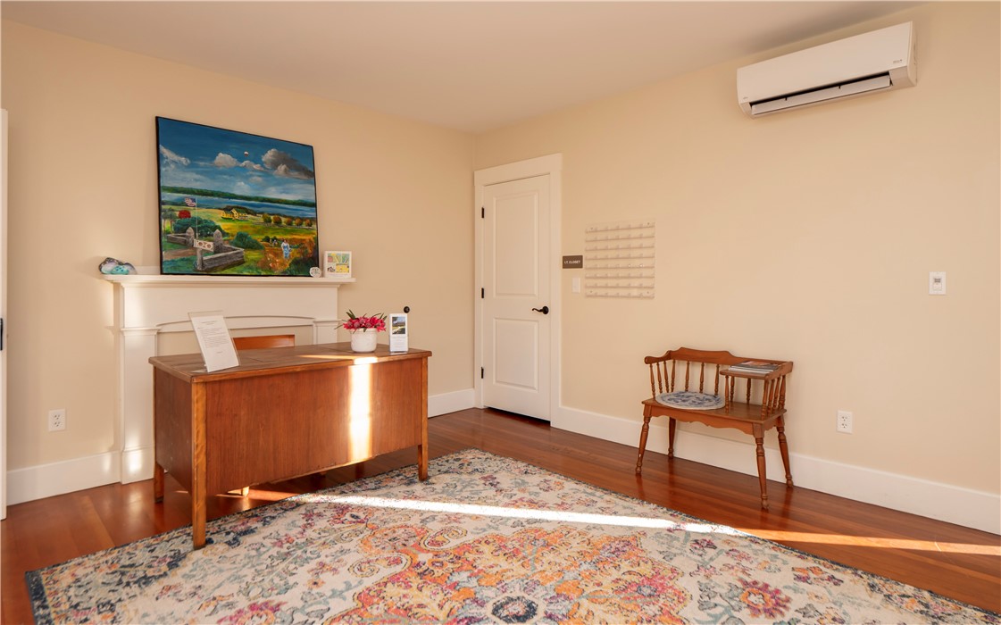 121 Linden Lane 6
