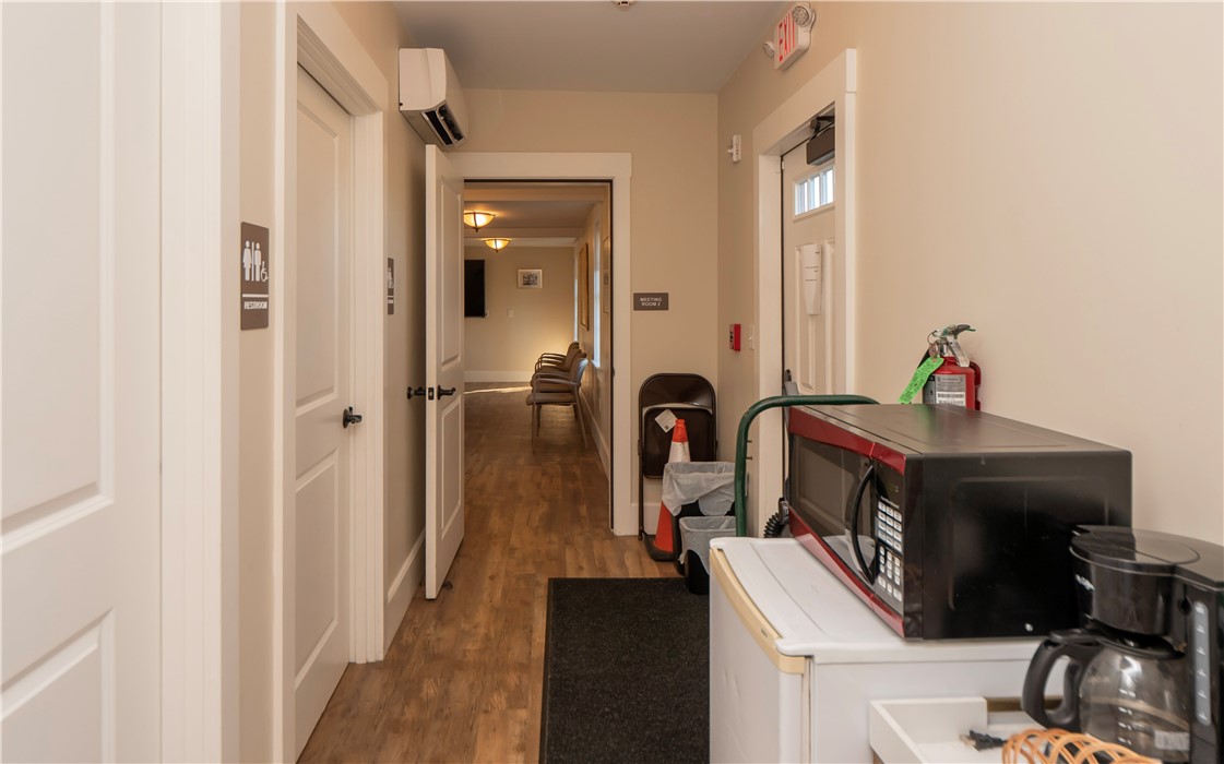 121 Linden Lane 6