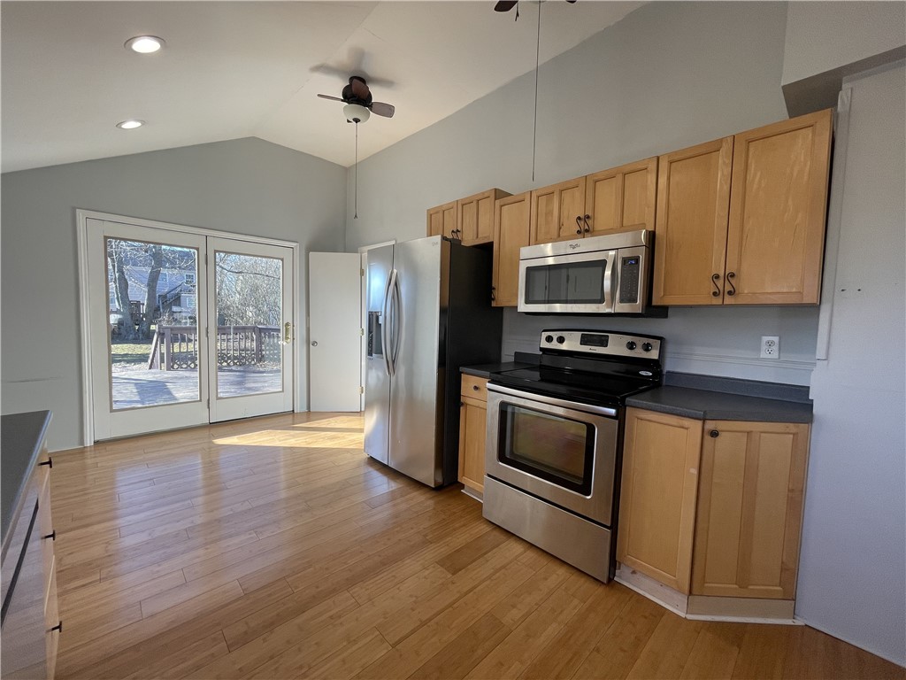 30 Livingston Place