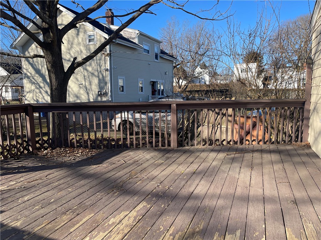 30 Livingston Place