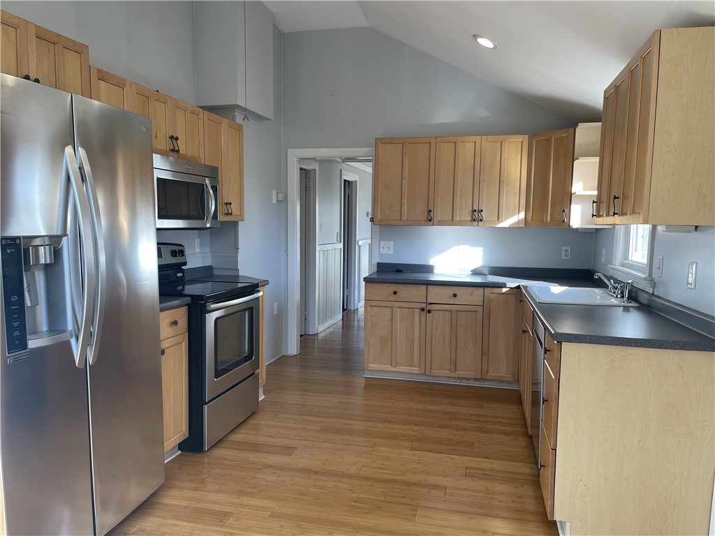30 Livingston Place