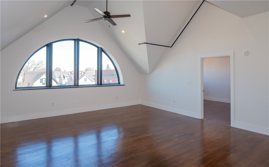 15 Cranston Avenue 16