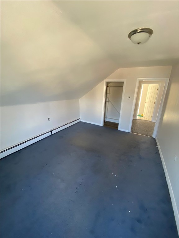 24 POND Avenue 2