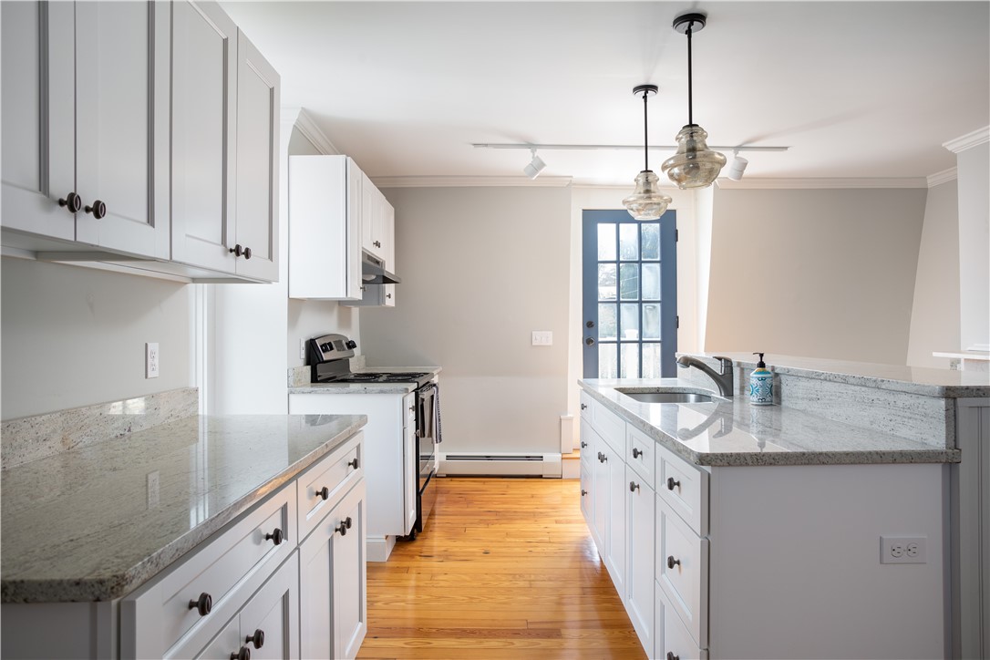 29 Champlin Avenue 2L