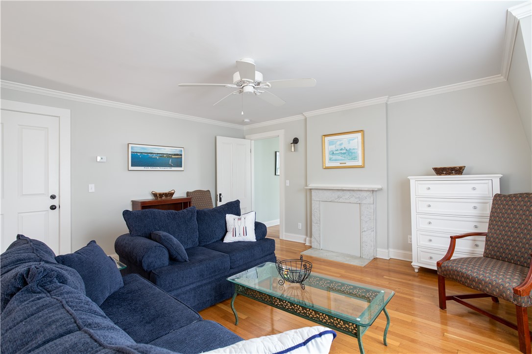 29 Champlin Avenue 2L
