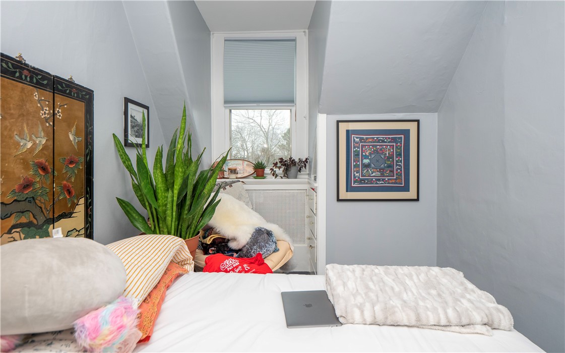 438 Wolcott Avenue 2
