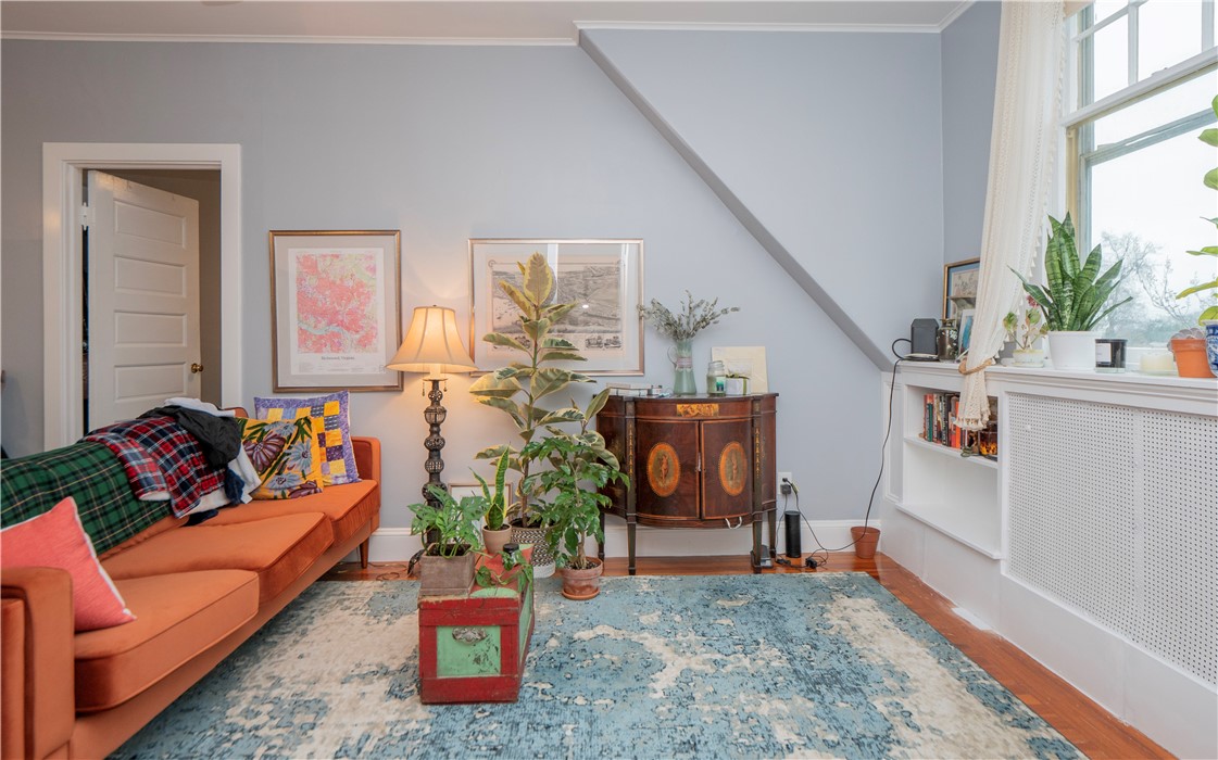 438 Wolcott Avenue 2
