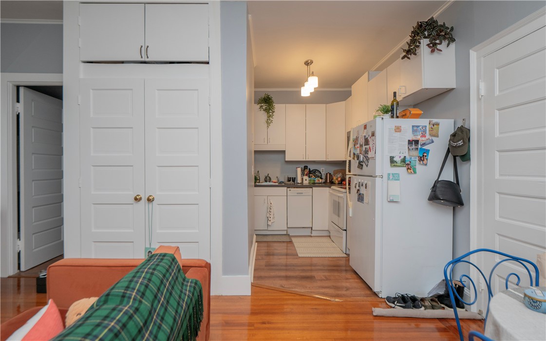 438 Wolcott Avenue 2