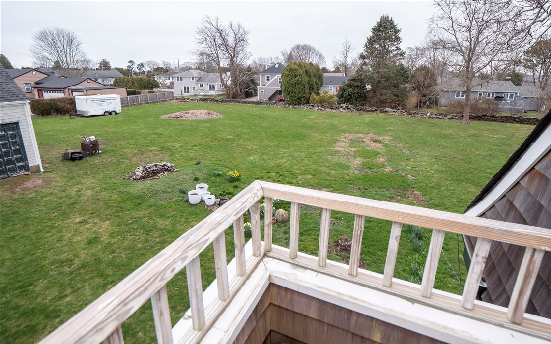 438 Wolcott Avenue 6