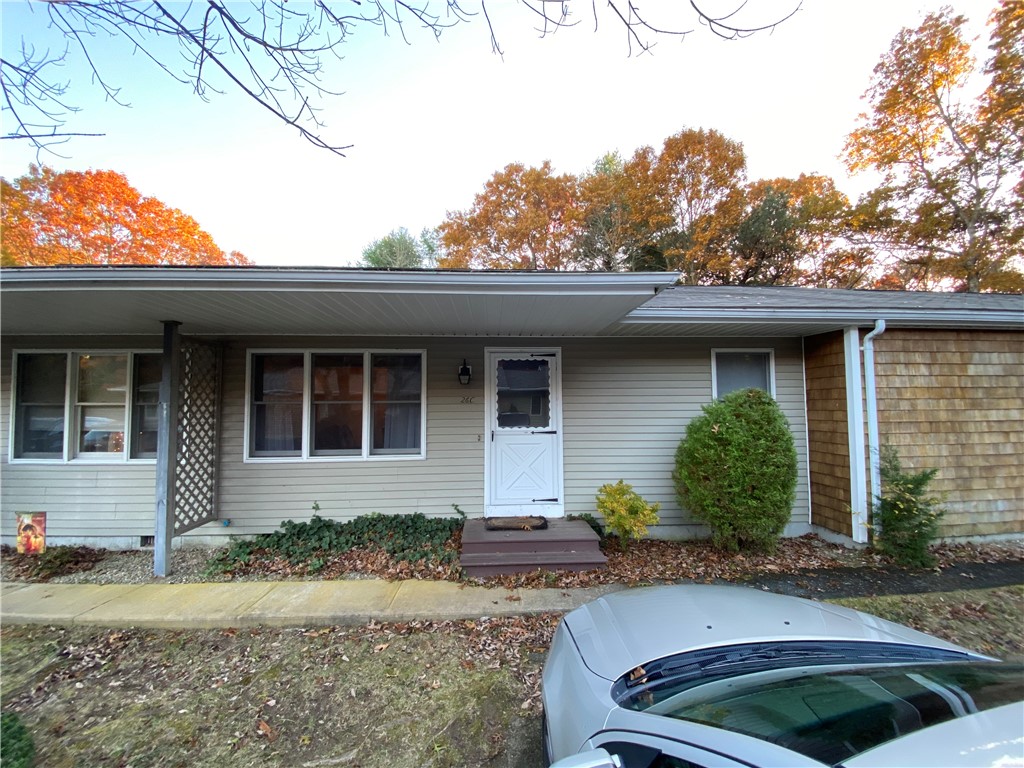 26 Castle Way C