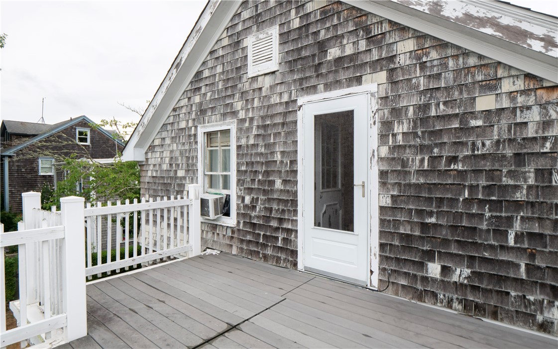 69 Connection Street