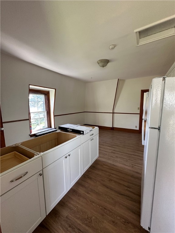 2951 East Main Road 5