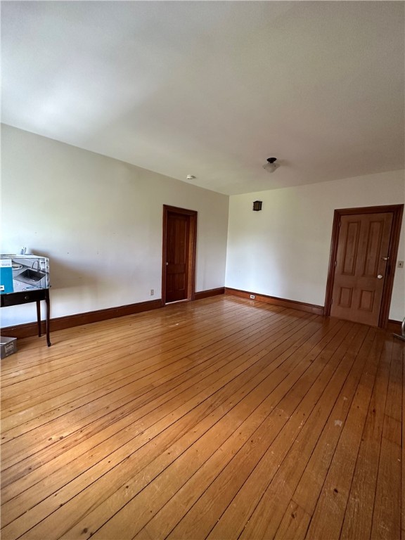 2951 East Main Road 5