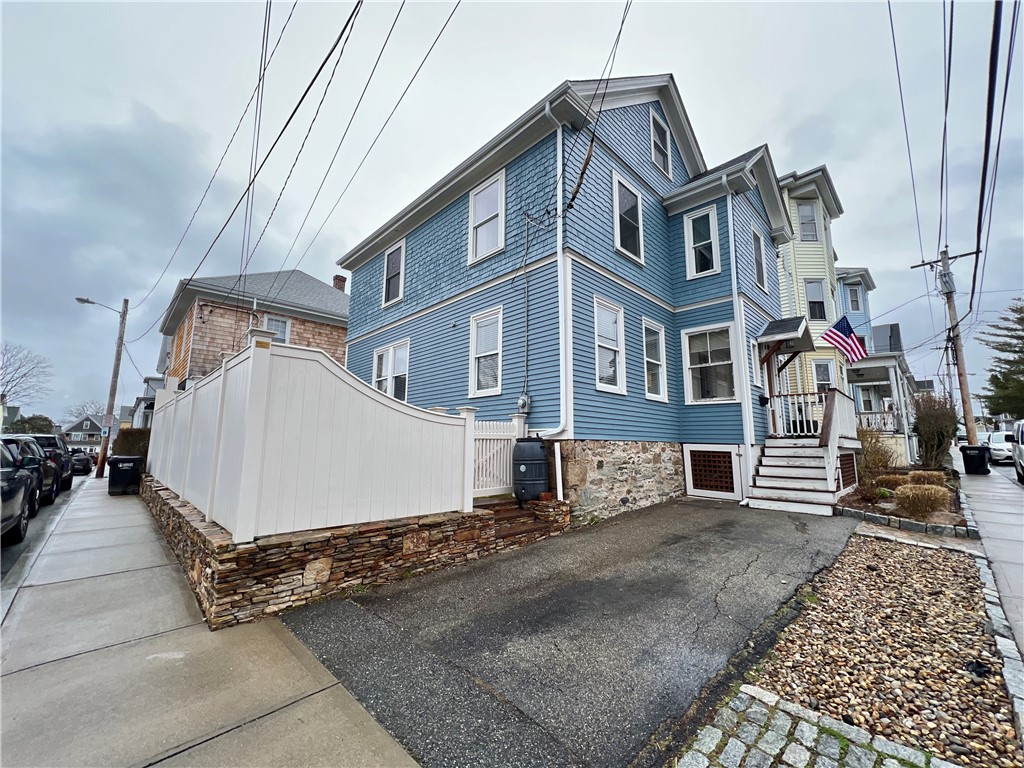 98 Warner Street