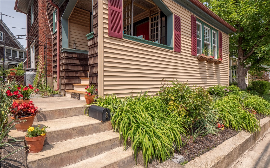 8 Bliss Road