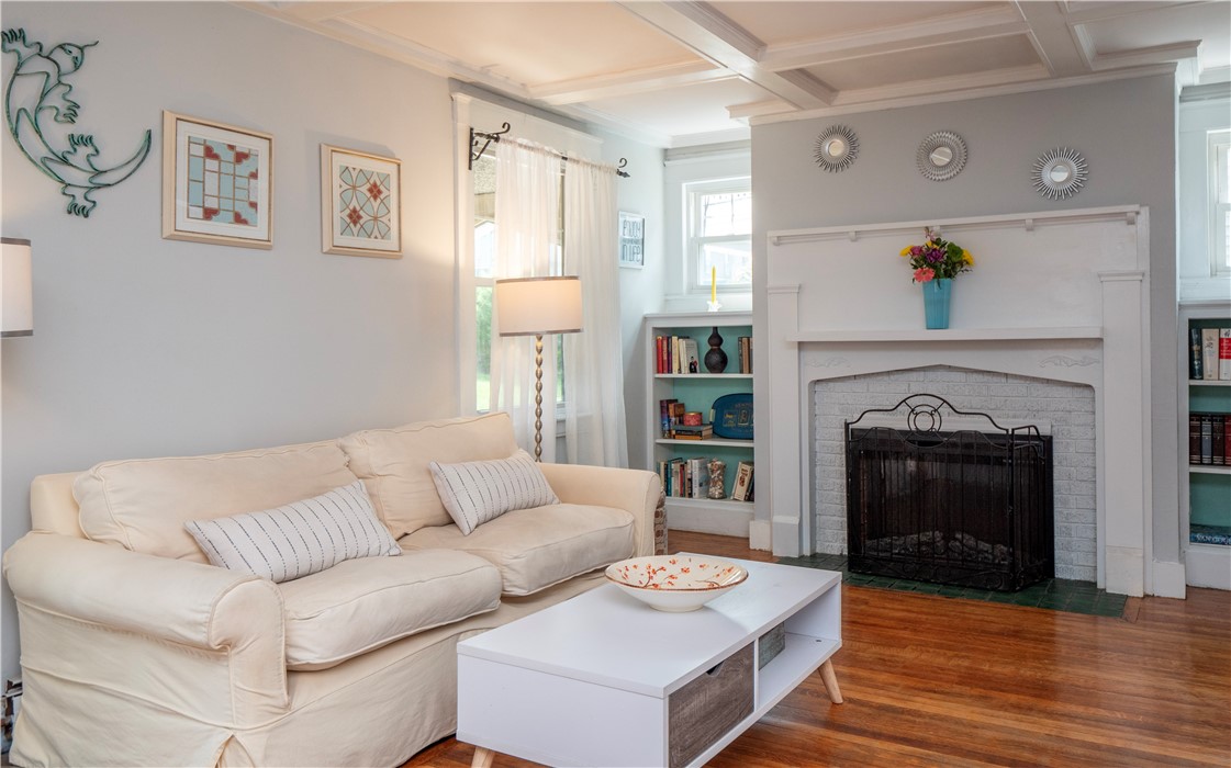 8 Bliss Road
