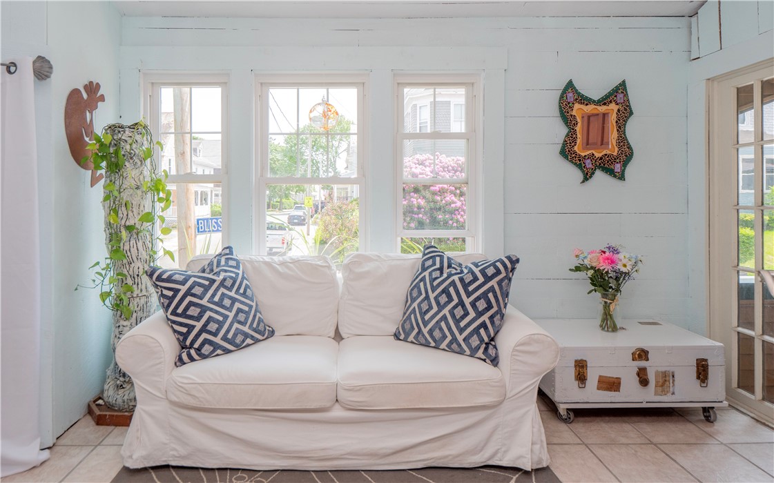 8 Bliss Road