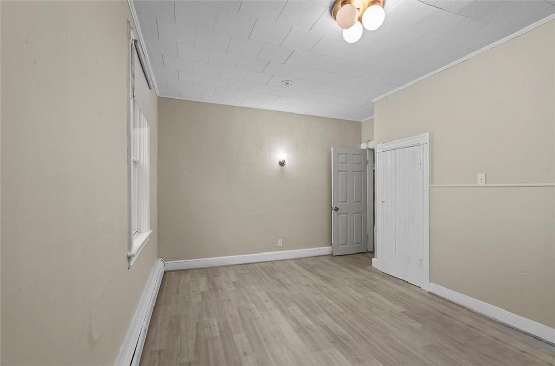 6 Bay View Avenue 2