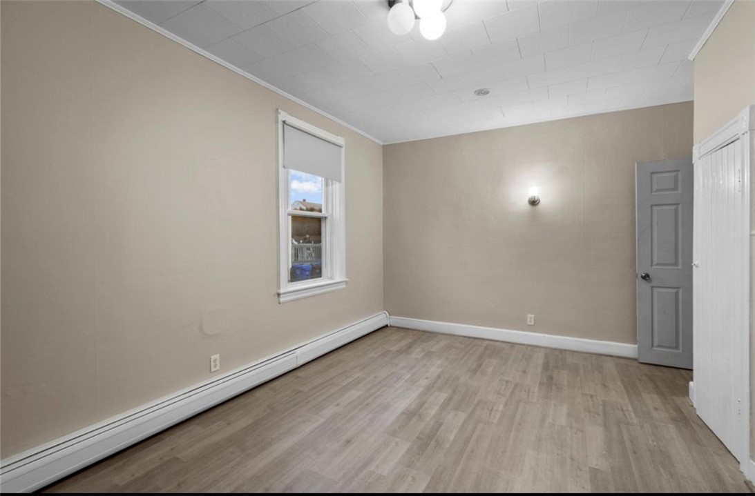 6 Bay View Avenue 2