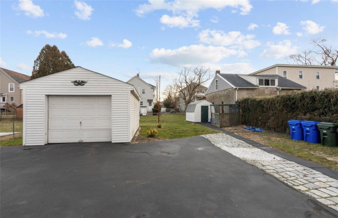6 Bay View Avenue 2