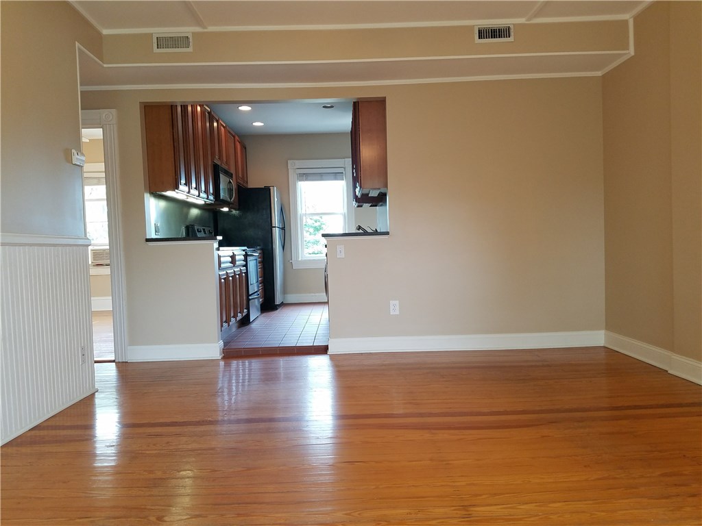 3 Bay View Avenue 6/3E