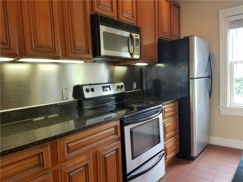 3 Bay View Avenue 6/3E