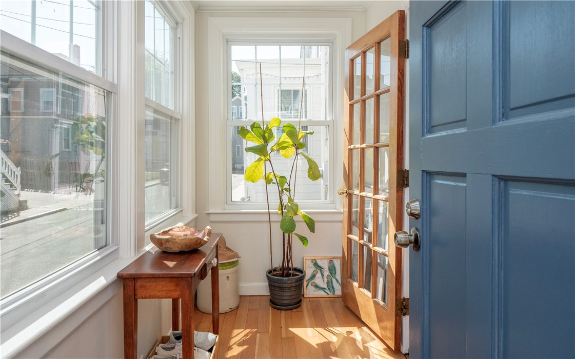 6 Hall Avenue