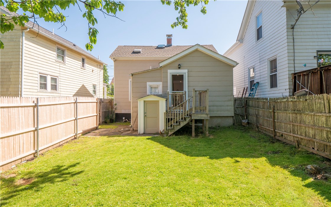 6 Hall Avenue