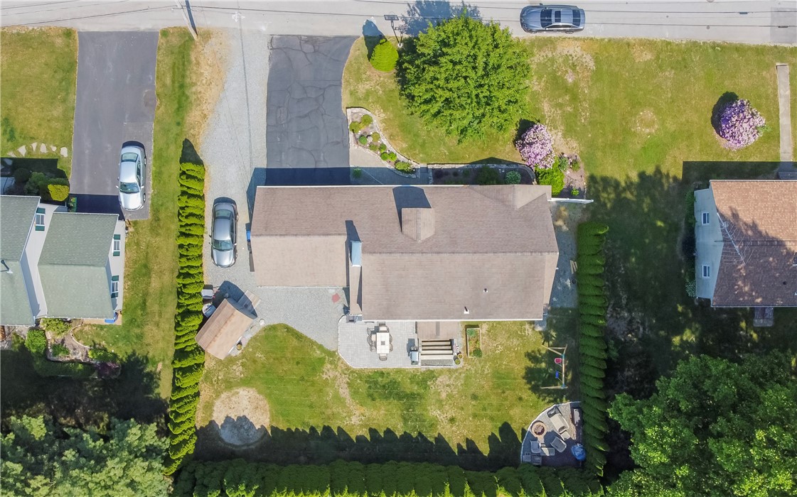 15 Valley Road