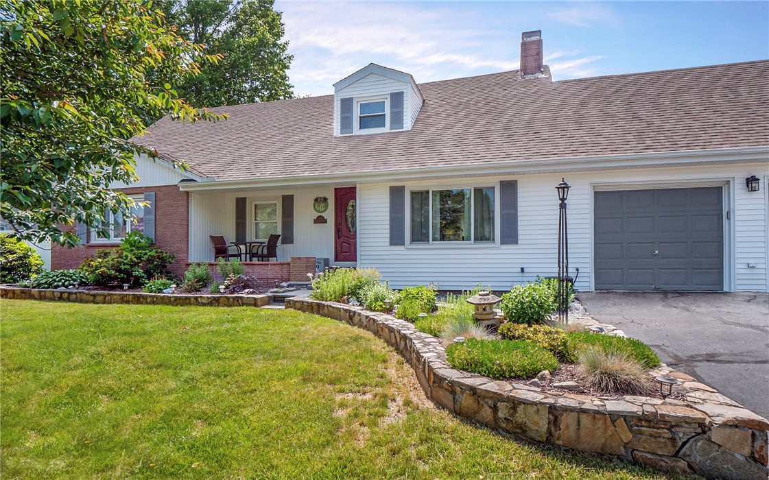 15 Valley Road