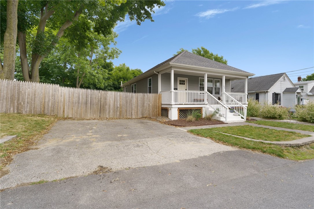 23 Lark Avenue