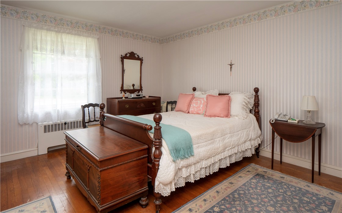22 Robert Circle