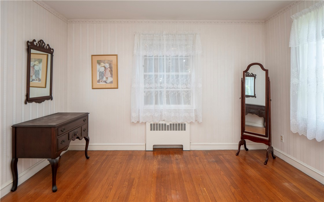 22 Robert Circle